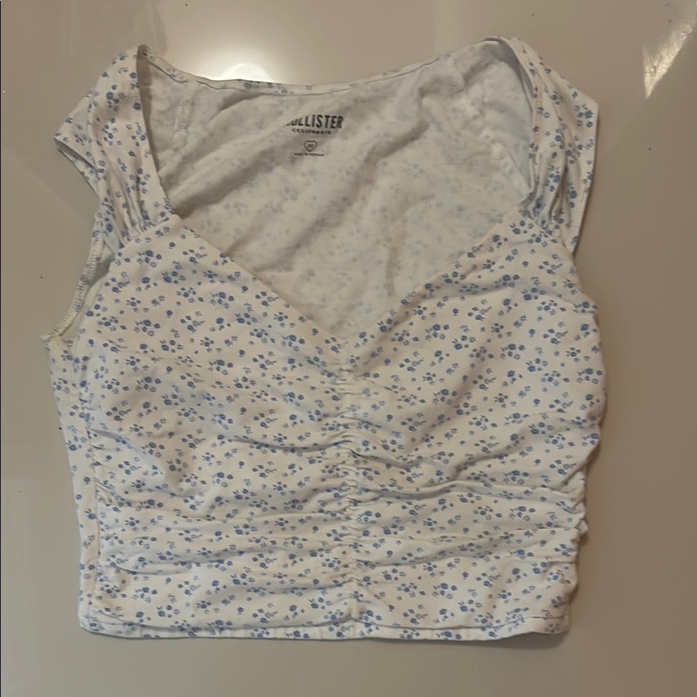 Hollister Silver and White Fitted Crop Tank Top